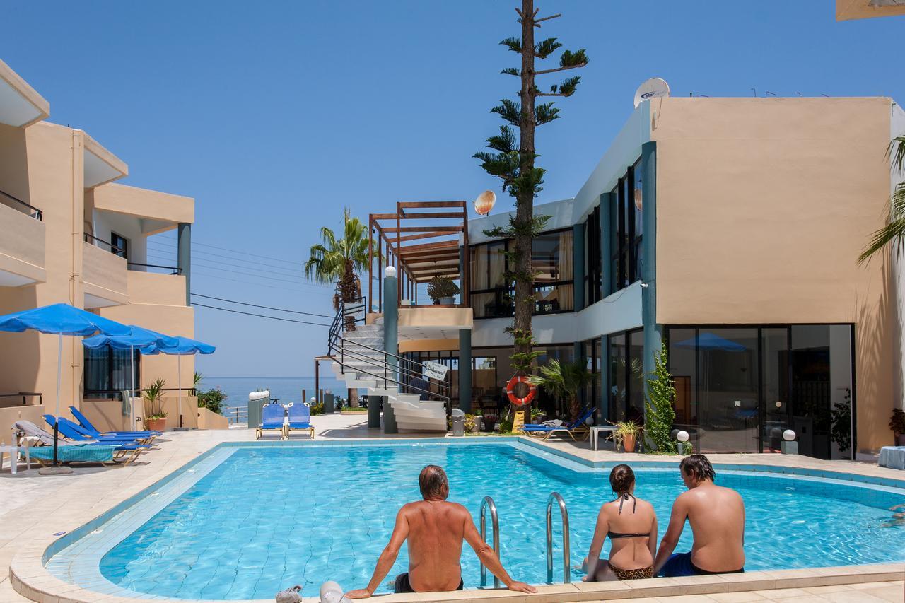 Akasti Hotel Kalamaki  Exterior photo